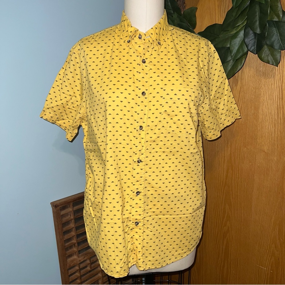 Banana Republic‎ Men's Slim Fit Short Sleeve Button Down Shirt Yellow Bee Size L
